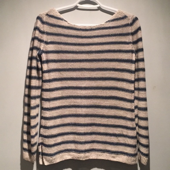 Vince Gray/Blue Striped Linen Top Size S - Picture 4 of 5